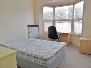 Bedroom- click for photo gallery